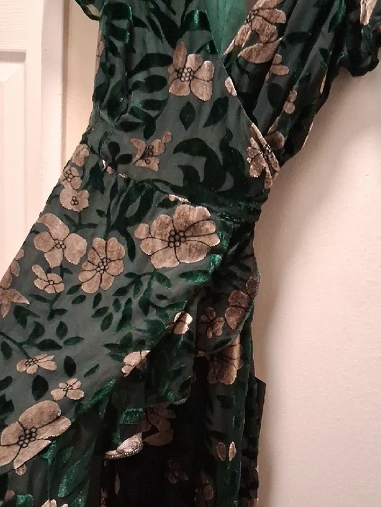 Lulu's Emerald Green Velvet Floral Wrap Maxi Dress with Metallic Accents - Picture 6 of 13